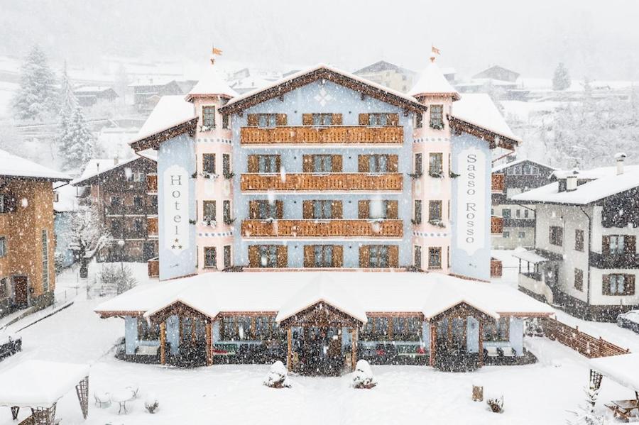 Hotel Sasso Rosso Commezzadura Exterior photo